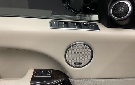 Land Rover Range Rover IV рестайлинг, 2017 год, 6 500 000 рублей, 11 фотография