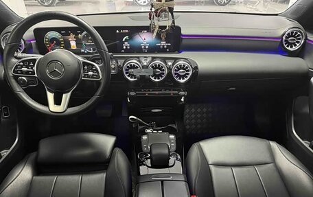 Mercedes-Benz A-Класс, 2021 год, 2 150 000 рублей, 8 фотография