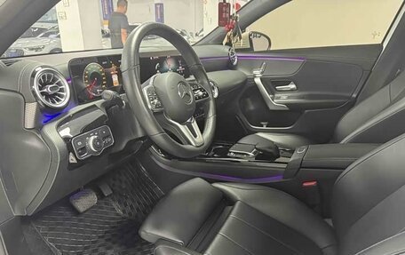 Mercedes-Benz A-Класс, 2021 год, 2 150 000 рублей, 10 фотография