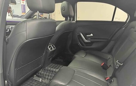 Mercedes-Benz A-Класс, 2021 год, 2 150 000 рублей, 12 фотография