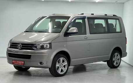 Volkswagen Caravelle T5, 2014 год, 1 999 000 рублей, 3 фотография