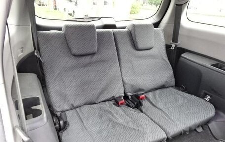 Toyota Wish II, 2012 год, 1 132 000 рублей, 27 фотография