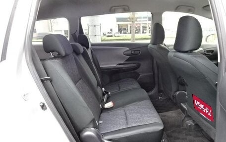 Toyota Wish II, 2012 год, 1 132 000 рублей, 24 фотография