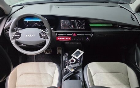 KIA Niro, 2022 год, 2 450 000 рублей, 9 фотография