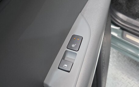 KIA Niro, 2022 год, 2 450 000 рублей, 18 фотография