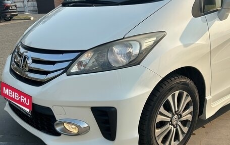 Honda Freed I, 2012 год, 1 010 000 рублей, 13 фотография