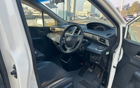 Honda Freed I, 2012 год, 1 010 000 рублей, 33 фотография