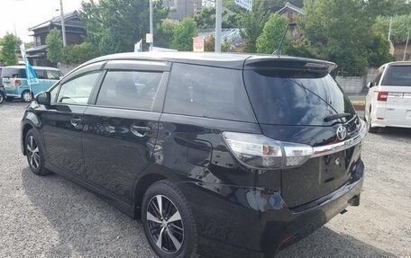 Toyota Wish II, 2017 год, 1 150 000 рублей, 6 фотография