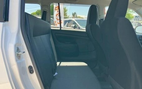 Toyota Probox I, 2022 год, 980 000 рублей, 9 фотография