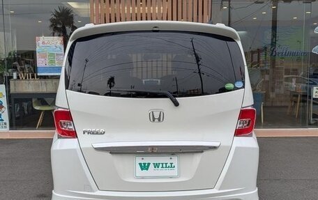 Honda Freed I, 2016 год, 900 000 рублей, 4 фотография