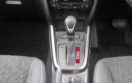 Suzuki Escudo IV, 2022 год, 1 500 000 рублей, 16 фотография