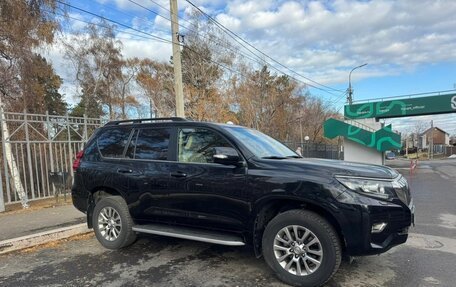 Toyota Land Cruiser Prado 150 рестайлинг 2, 2018 год, 6 400 000 рублей, 2 фотография