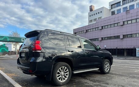 Toyota Land Cruiser Prado 150 рестайлинг 2, 2018 год, 6 400 000 рублей, 3 фотография