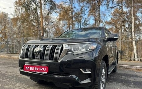 Toyota Land Cruiser Prado 150 рестайлинг 2, 2018 год, 6 400 000 рублей, 5 фотография