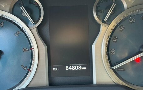 Toyota Land Cruiser Prado 150 рестайлинг 2, 2018 год, 6 400 000 рублей, 9 фотография