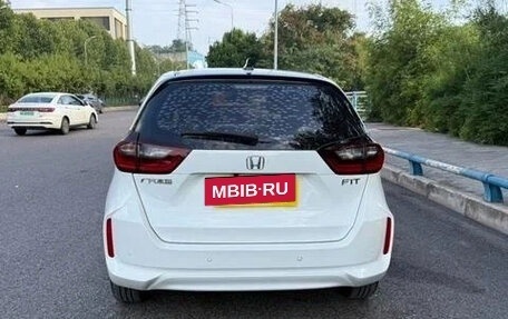 Honda Fit, 2022 год, 1 180 000 рублей, 6 фотография