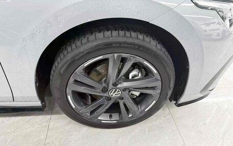 Volkswagen Golf VIII, 2022 год, 1 732 000 рублей, 21 фотография