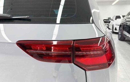 Volkswagen Golf VIII, 2022 год, 1 732 000 рублей, 19 фотография