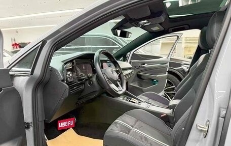 Volkswagen Golf VIII, 2022 год, 1 732 000 рублей, 24 фотография