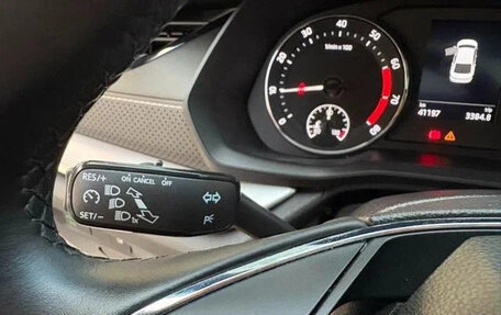 Skoda Octavia IV, 2022 год, 1 890 000 рублей, 13 фотография