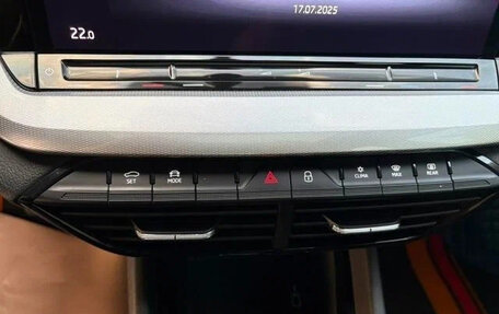 Skoda Octavia IV, 2022 год, 1 890 000 рублей, 21 фотография