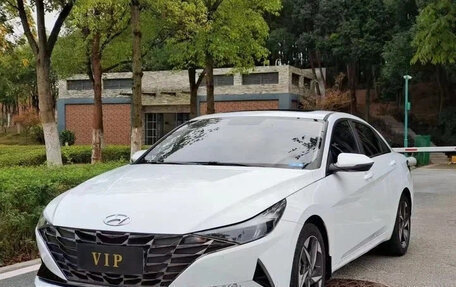 Hyundai Elantra, 2022 год, 1 180 000 рублей, 1 фотография