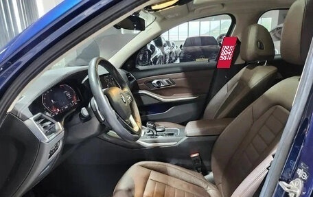 BMW 3 серия, 2021 год, 2 800 000 рублей, 9 фотография