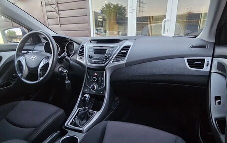 Hyundai Elantra V, 2015 год, 1 400 000 рублей, 11 фотография