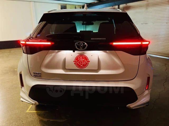 Toyota Yaris Cross, 2022 год, 1 210 000 рублей, 2 фотография