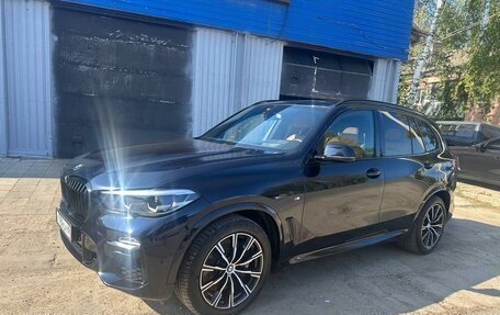 BMW X5, 2019 год, 6 900 000 рублей, 2 фотография