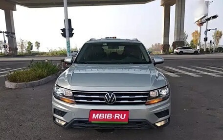 Volkswagen Tiguan II, 2021 год, 2 147 000 рублей, 1 фотография