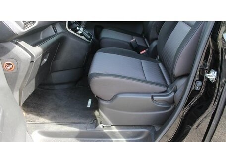 Nissan Serena, 2022 год, 1 960 000 рублей, 27 фотография