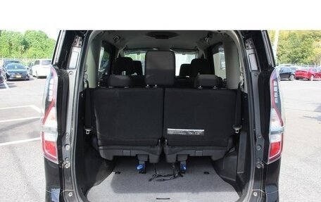 Nissan Serena, 2022 год, 1 960 000 рублей, 37 фотография