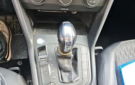 Volkswagen Tiguan II, 2021 год, 2 147 000 рублей, 18 фотография