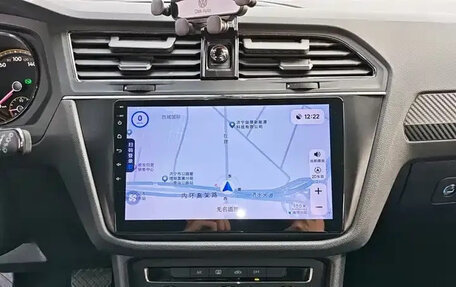 Volkswagen Tiguan II, 2021 год, 2 147 000 рублей, 17 фотография