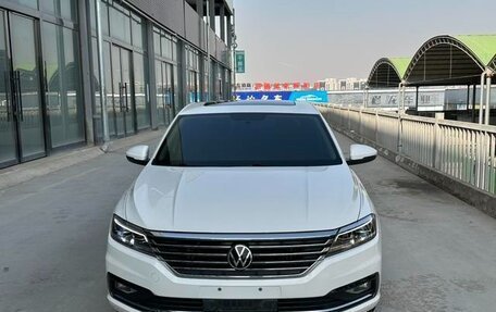 Volkswagen Lavida, 2021 год, 1 500 000 рублей, 2 фотография