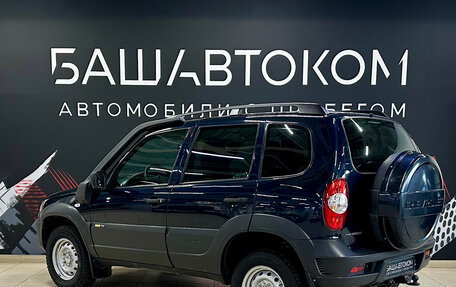 Chevrolet Niva I рестайлинг, 2016 год, 690 000 рублей, 4 фотография