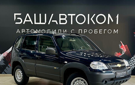 Chevrolet Niva I рестайлинг, 2016 год, 690 000 рублей, 3 фотография