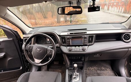 Toyota RAV4, 2016 год, 2 600 000 рублей, 10 фотография