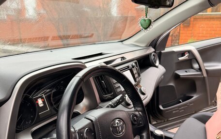 Toyota RAV4, 2016 год, 2 600 000 рублей, 17 фотография