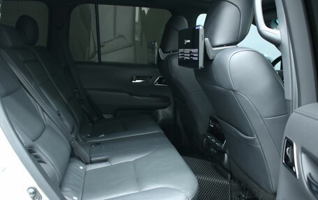 Toyota Land Cruiser, 2021 год, 11 200 000 рублей, 4 фотография