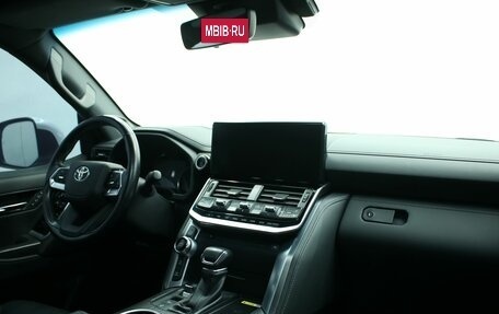 Toyota Land Cruiser, 2021 год, 11 200 000 рублей, 3 фотография