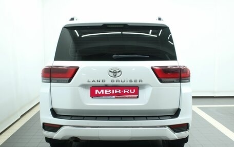 Toyota Land Cruiser, 2021 год, 11 200 000 рублей, 12 фотография
