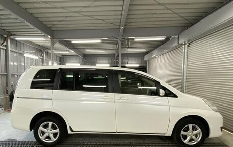 Toyota ISis I, 2013 год, 950 000 рублей, 9 фотография