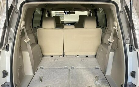 Toyota ISis I, 2013 год, 950 000 рублей, 20 фотография