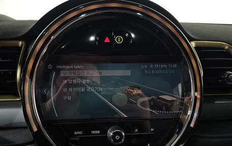 MINI Clubman, 2022 год, 2 600 000 рублей, 11 фотография