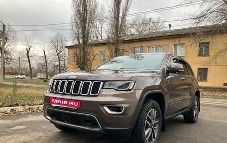 Jeep Grand Cherokee, 2018 год, 5 800 000 рублей, 2 фотография