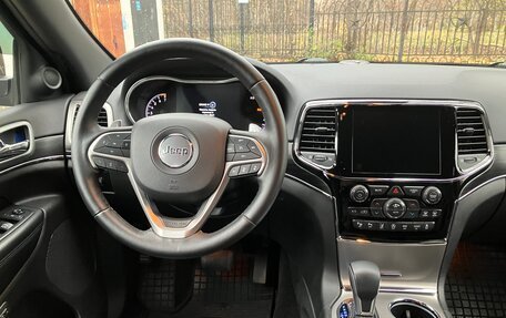 Jeep Grand Cherokee, 2018 год, 5 800 000 рублей, 14 фотография