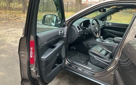 Jeep Grand Cherokee, 2018 год, 5 800 000 рублей, 9 фотография