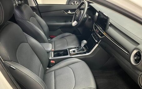 KIA K3, 2021 год, 1 640 000 рублей, 7 фотография